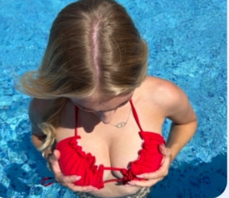 Sasette only fans nude