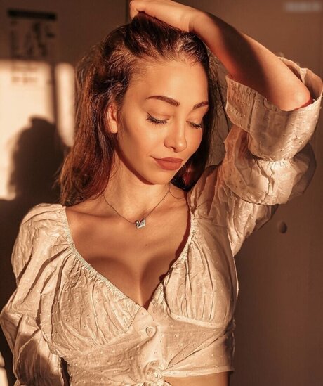 Amira Wirth leak only fans