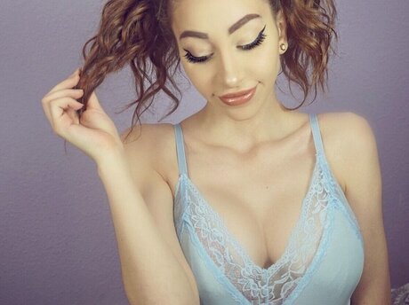 Amira Wirth leaked onlyfans.