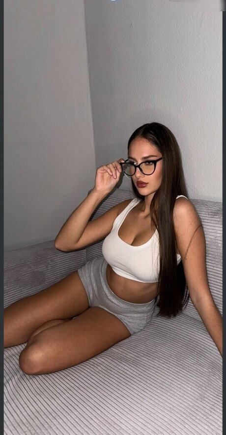 Leni pntr onlyfans fotos