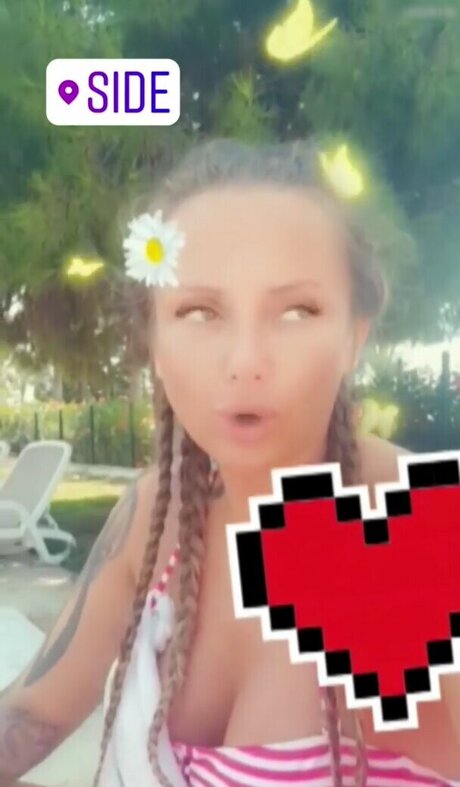 Schwesta Ewa leak onlyfans