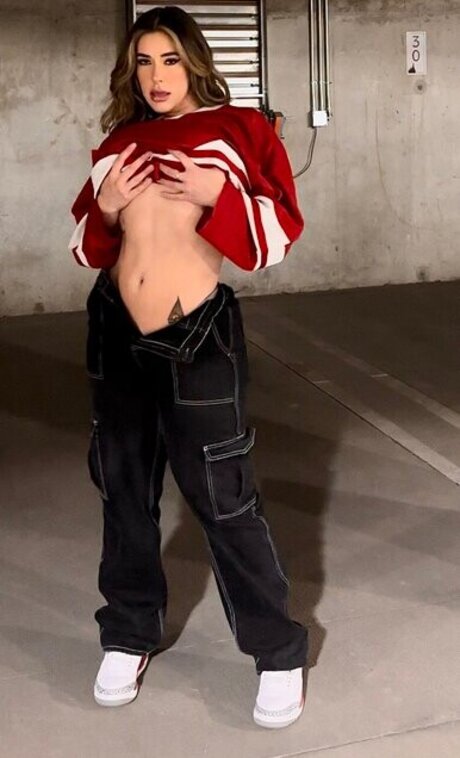 Nikoleashleyy onlyfans model