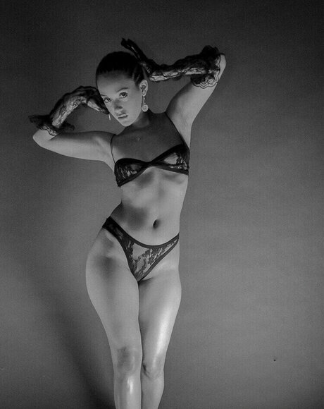 Honnete Bas leaked onlyfans.