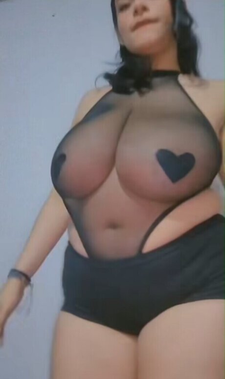 isabelaarosax onlyfans model photo