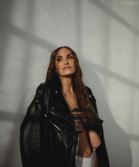 Kim F ngeling onlyfans