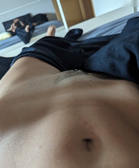 Lara Lauren onlyfans leaks nudes