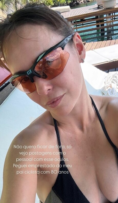 Fernanda Nobre onlyfans model images