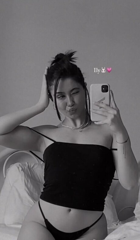 Hilal Fener nude porn onlyfans