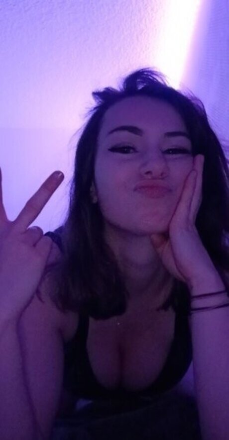 eAngi02 naked onlyfans