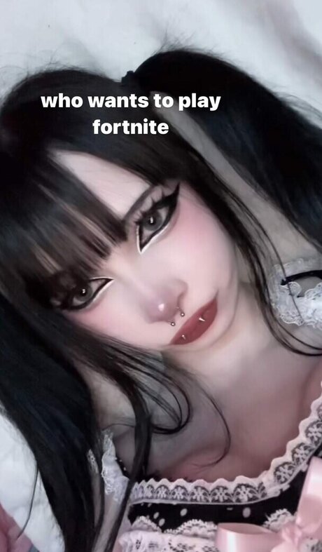 Sashad0ll leaks only fans