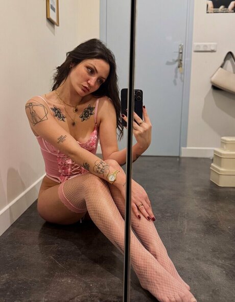 Lauraa rsi onlyfans porn leaked