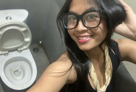 Vxilzie feet onlyfans