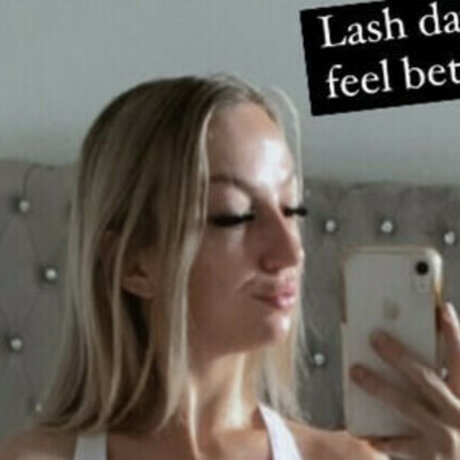 Lily Eve onlyfans leaks