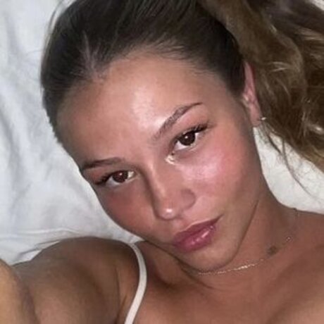 Emma Sch nborn onlyfans model photo