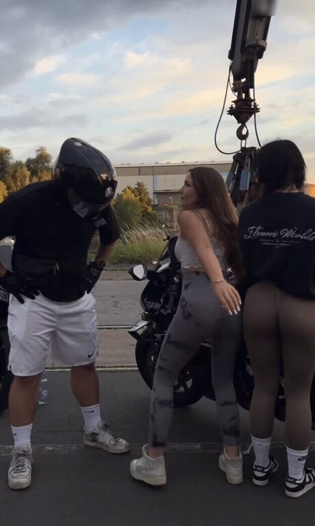 joysemmi onlyfans photos