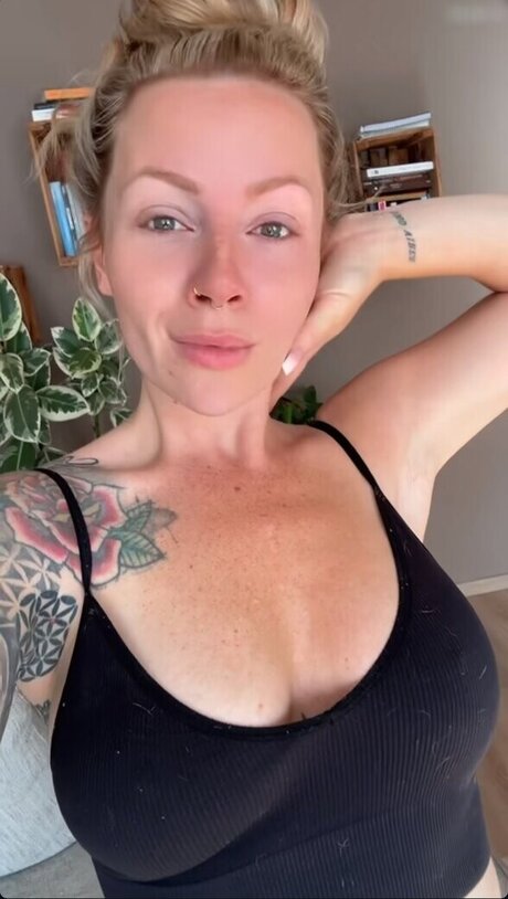 Denise Schwitalle onlyfans nude leak