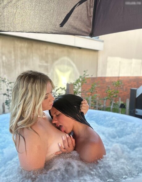 Lottiies Life onlyfans mega