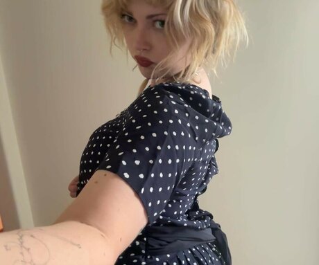 Violet Grohl onlyfans nude tits