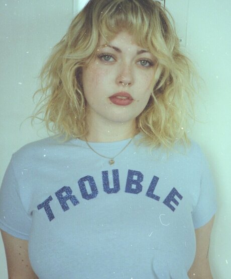 Violet Grohl only fans leak