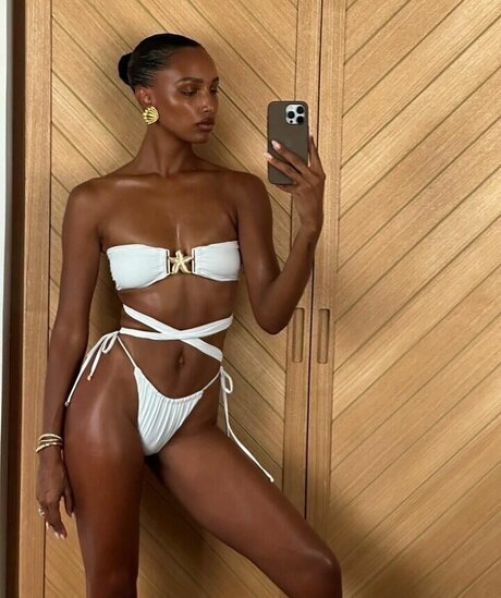 Jasmine Tookes nudes onlyfans leaked