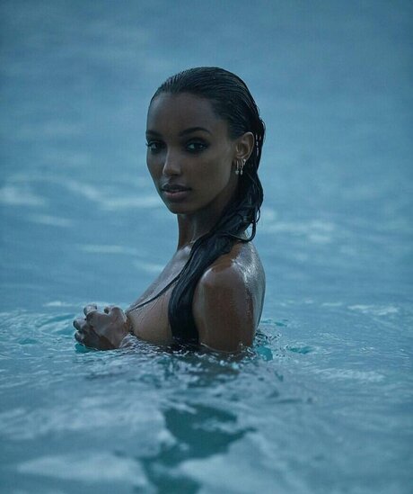 Jasmine Tookes leaked onlyfans pics