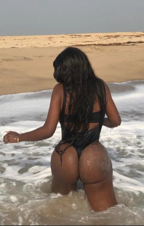 Sandra Lambeck onlyfans for free