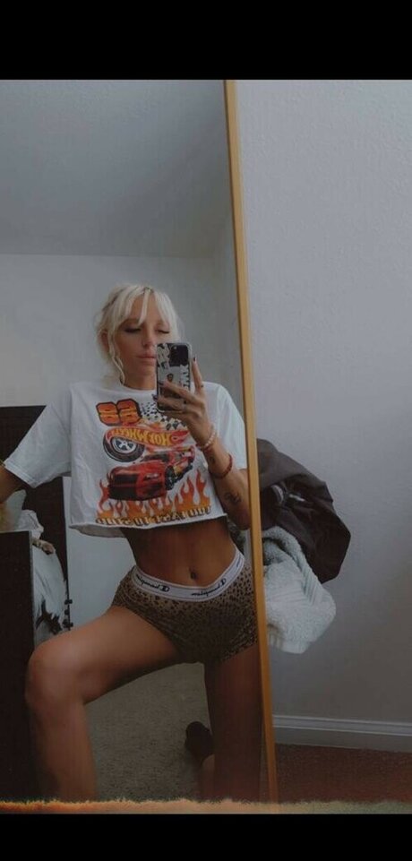 Katycarnegie only fans leaks