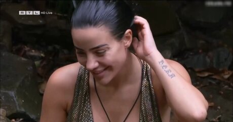 Ich bin ein Star Holt mich hier raus_ naked onlyfans