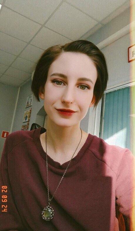 devochka econom topless onlyfans