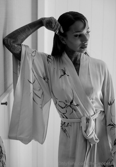 Cleo Petra leak only fans