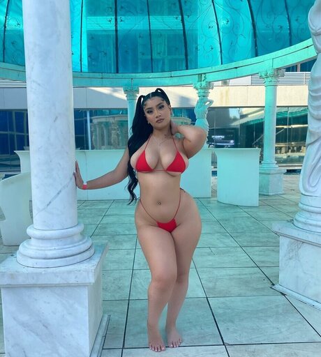 thaonenonlyyb onlyfans nudes