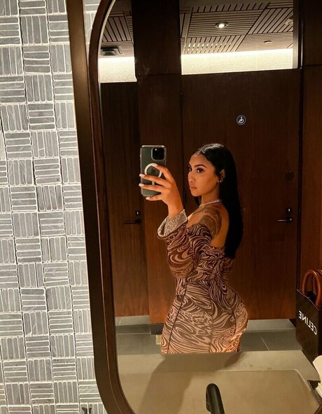 Queen Najia onlyfans naked