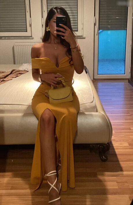 Almira Azemi onlyfans nude porn