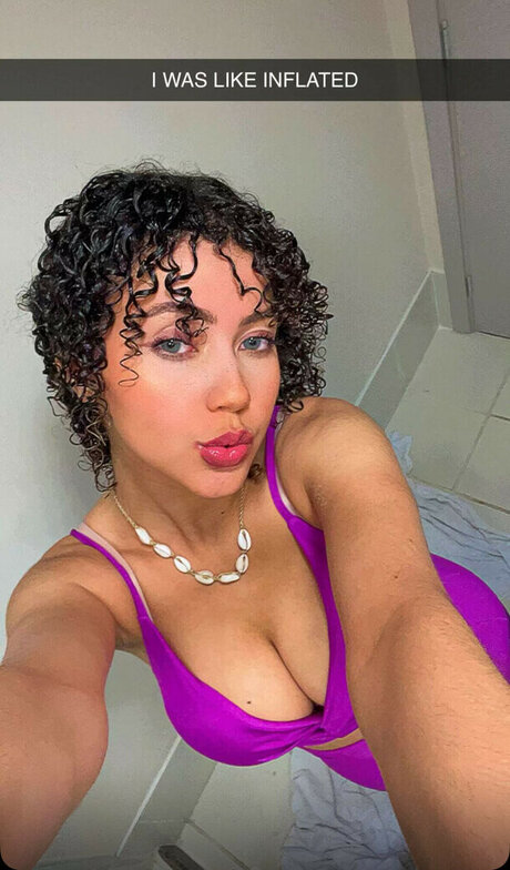 Megan Botnick onlyfans model