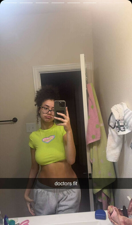 Megan Botnick onlyfans fuck