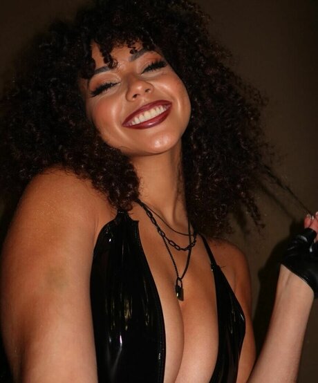 Megan Botnick naked only fans