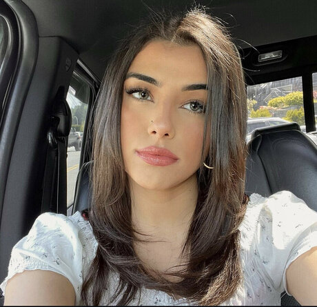 Gal Akbari naked onlyfans leak