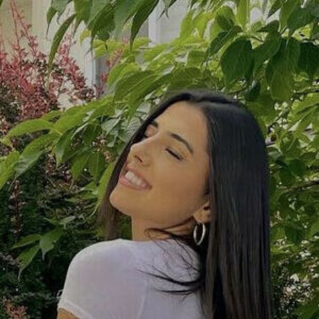 Gal Akbari on onlyfans