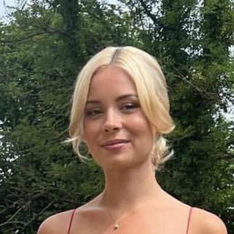 Nina Nesbitt onlyfans x