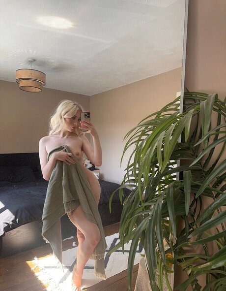 Charlotte 99 nudes onlyfans leaks