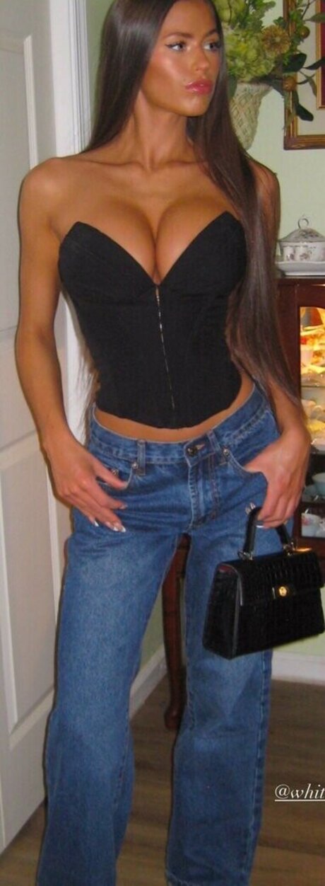 Morgan Hampton nude leaked onlyfans