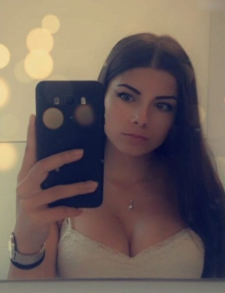 Luna0401 is on onlyfans