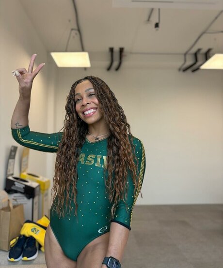 Lorrane Dos Santos onlyfans leaks