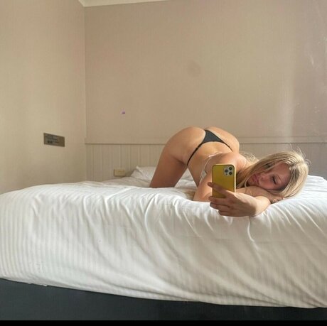 zoe etheredge onlyfans sex leaks