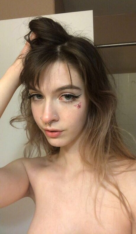 Piscescoma onlyfans topless