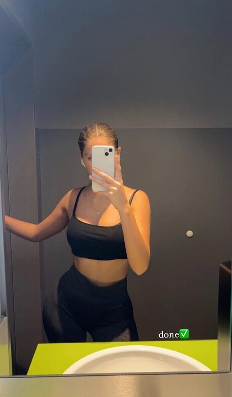 lara emilia new onlyfans leaks