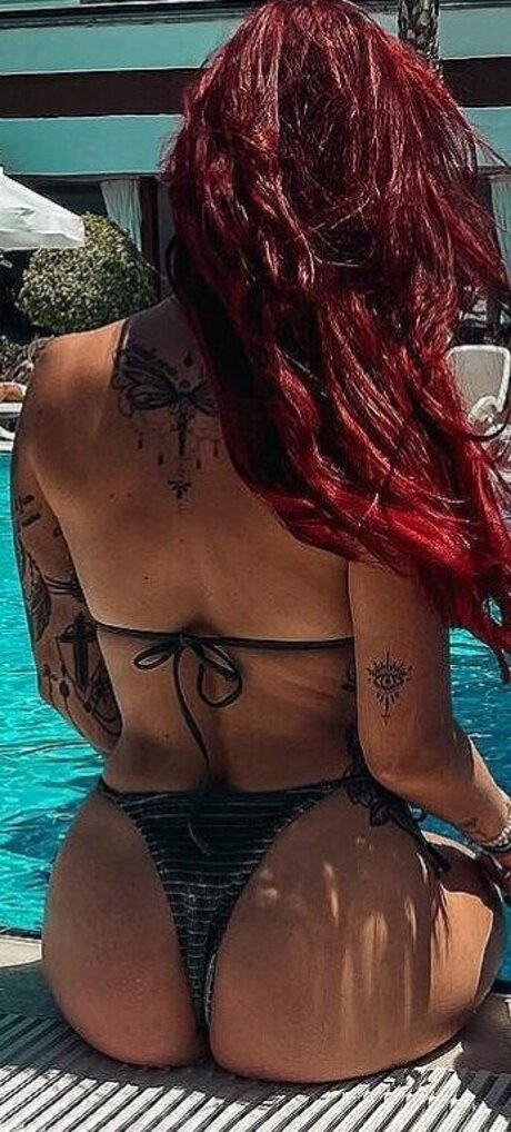 Aline Jost Diraimondo onlyfans ass