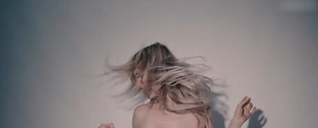 hollaura onlyfans free porn