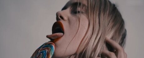 hollaura nude leaks onlyfans