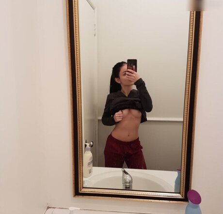 Kinkylilkitty nude on onlyfans